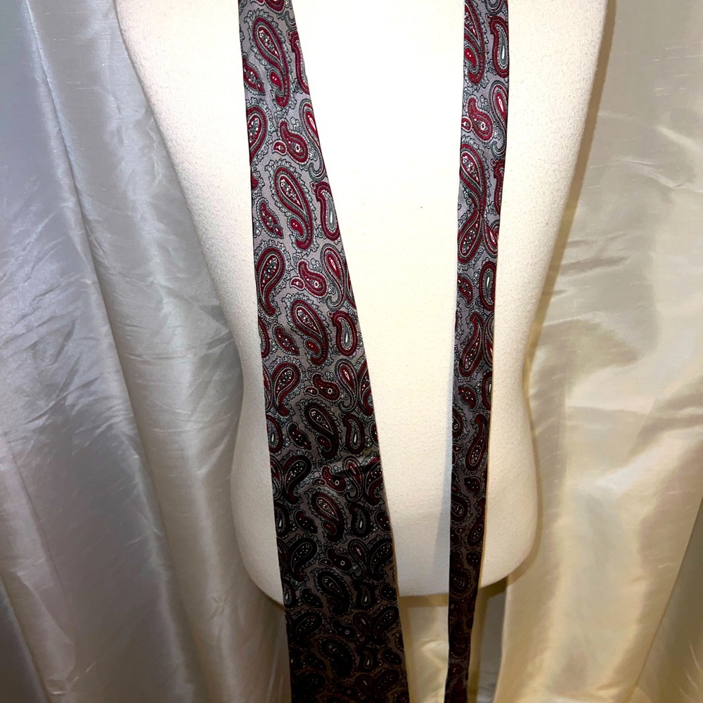 Hardy Amies silk tie